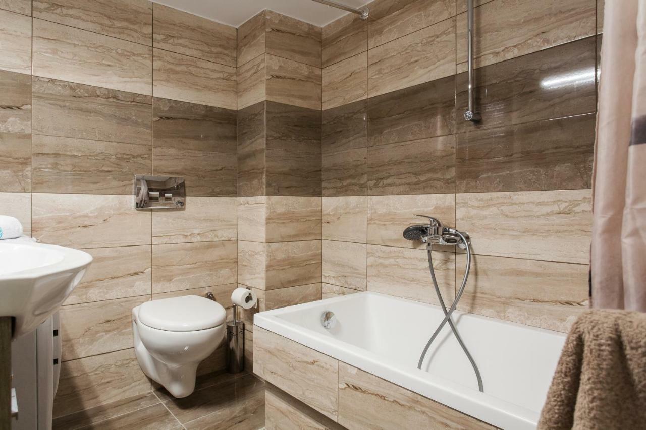 Modern Antique Private Rooms Near To Acropolis Museum And Metro Station Athene Buitenkant foto
