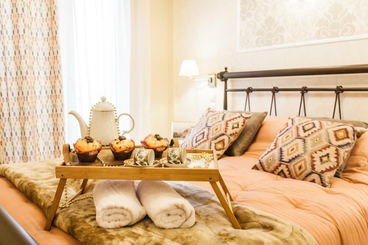 Modern Antique Private Rooms Near To Acropolis Museum And Metro Station Athene Buitenkant foto