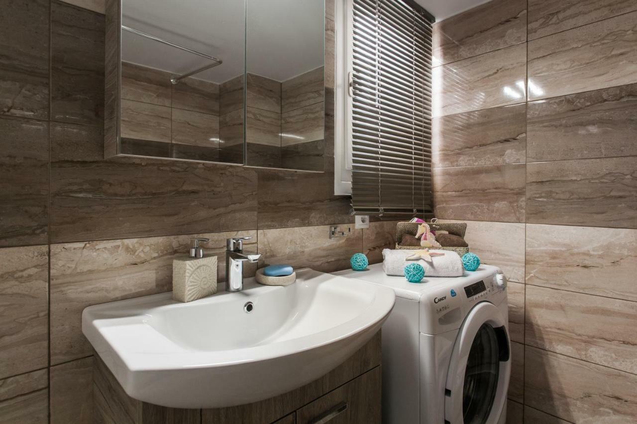 Modern Antique Private Rooms Near To Acropolis Museum And Metro Station Athene Buitenkant foto